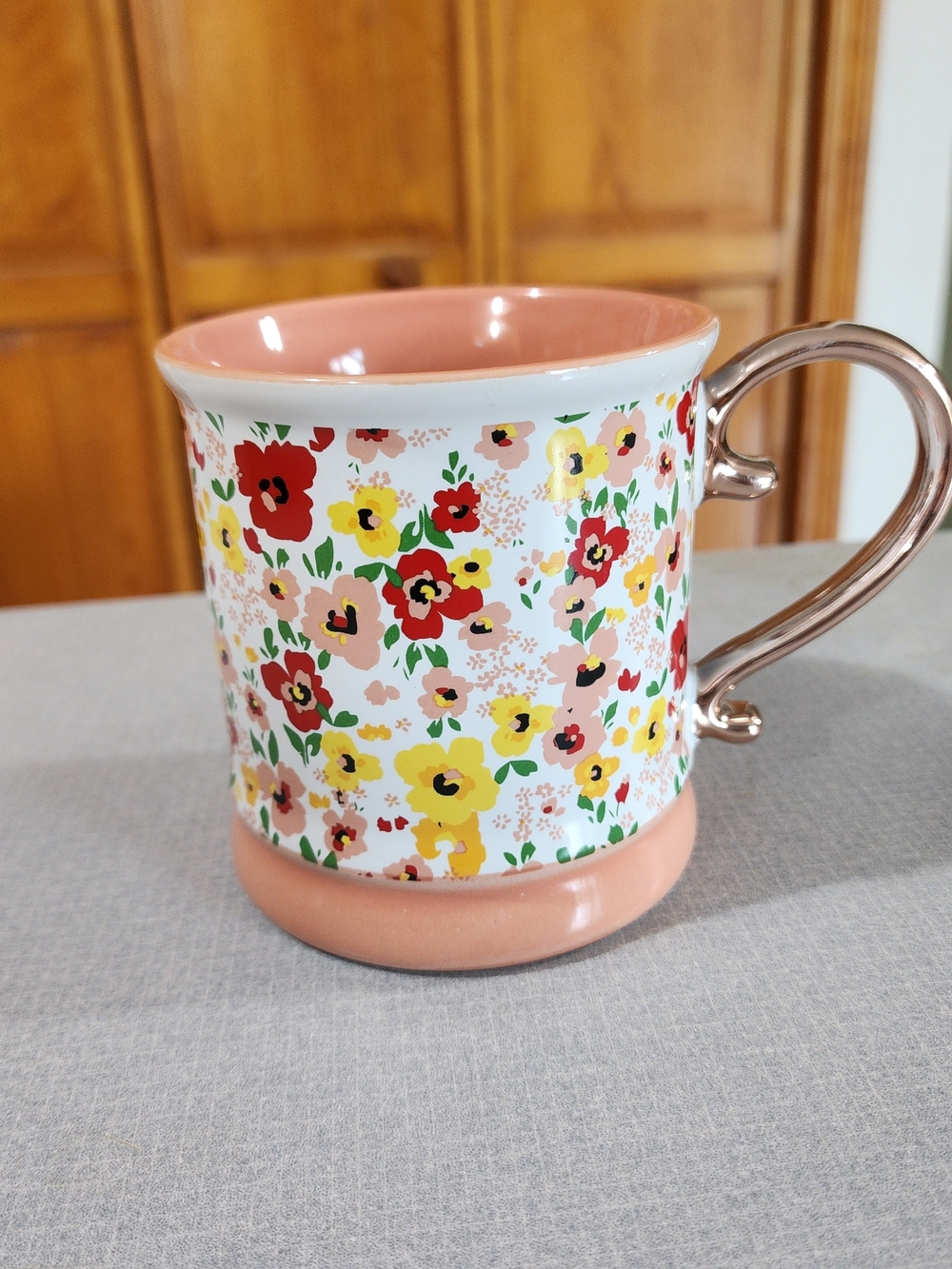Floral Ceramic Coffee Mug in Peach and Yellow - Elegant Home Dining